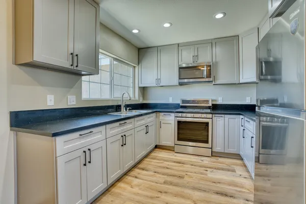 $314,900 | 19848 Taylor Street, California City, CA 93505