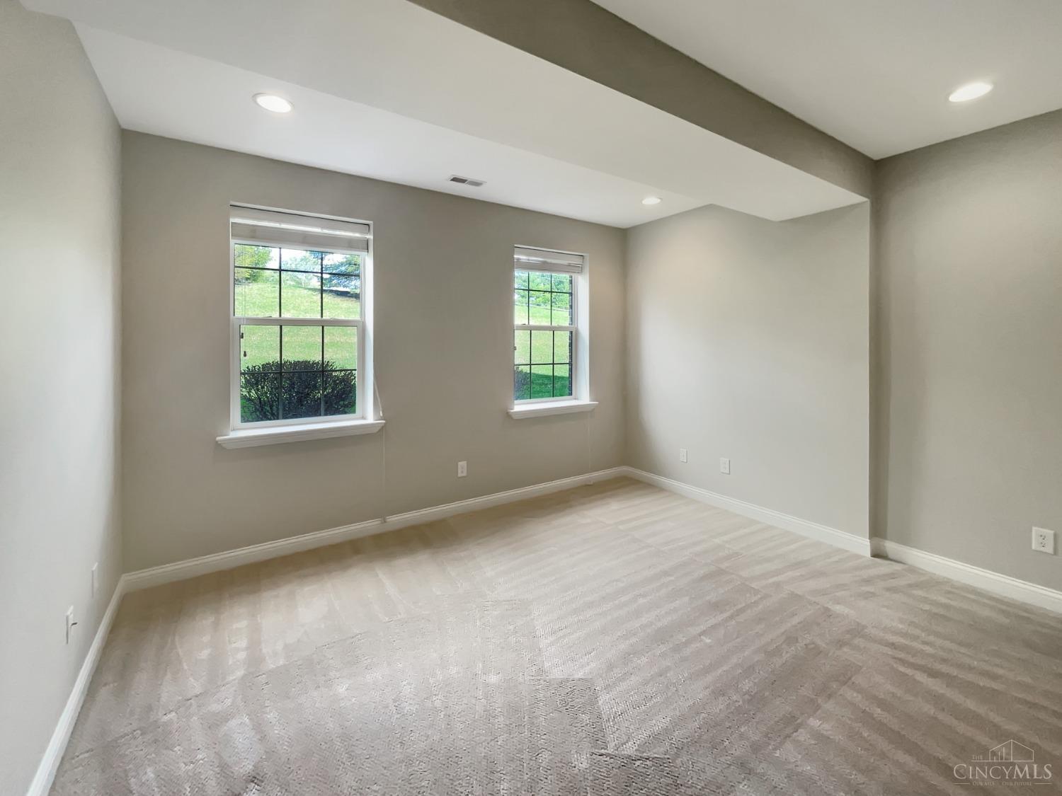 5792 Springview Circle Mason, OH 45040 - Photo 23 of 32