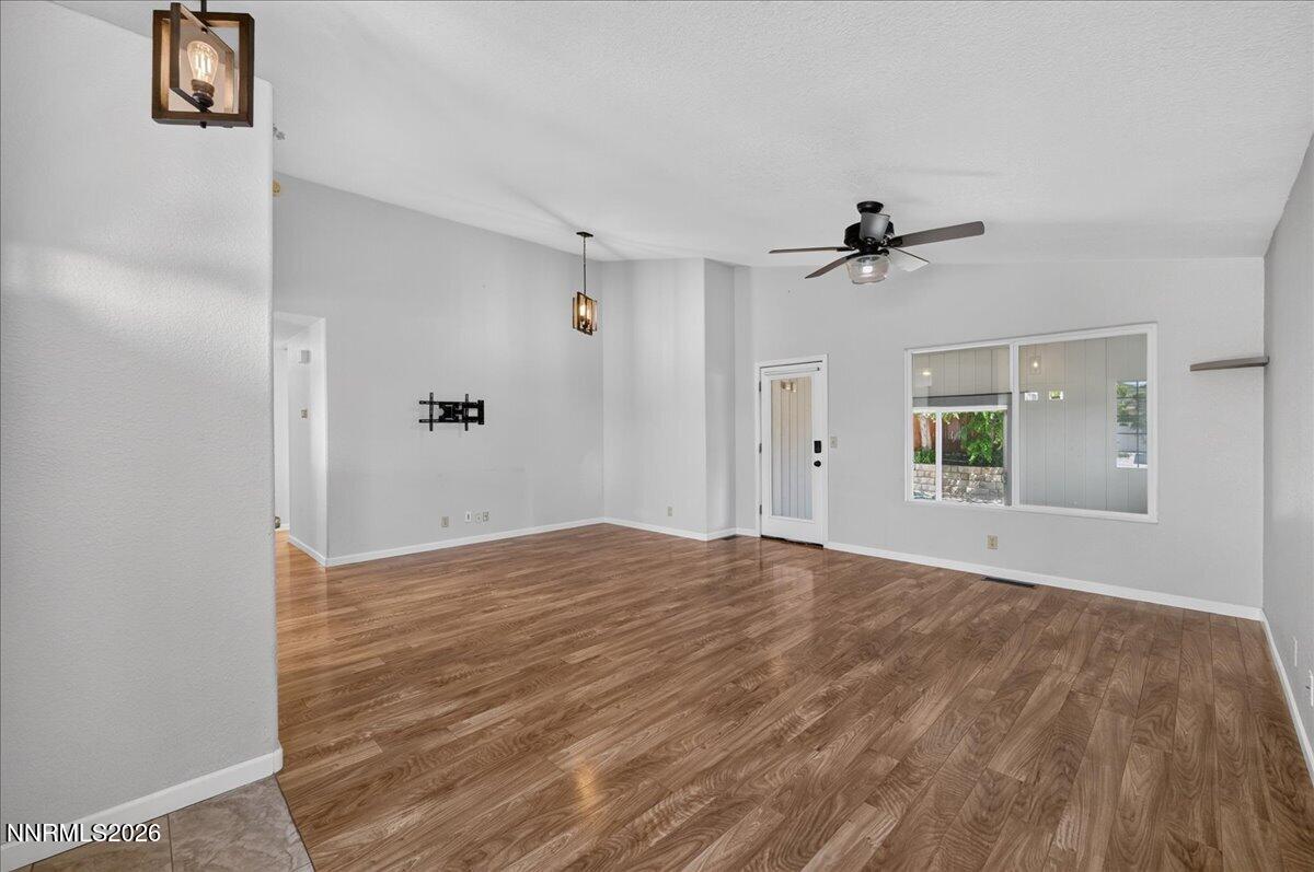 2975 Bryan Street Reno, NV 89503 - Photo 6 of 45 06-DSC_7545