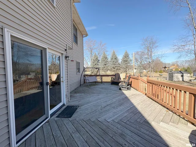 $389,900 | 717 Devon Drive, Germantown Hills, IL 61548