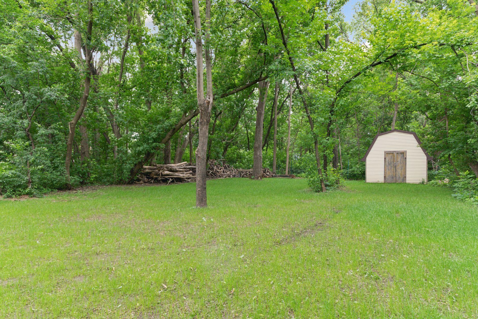 515 Farrell Street North Maplewood, MN 55119 - Photo 8 of 42