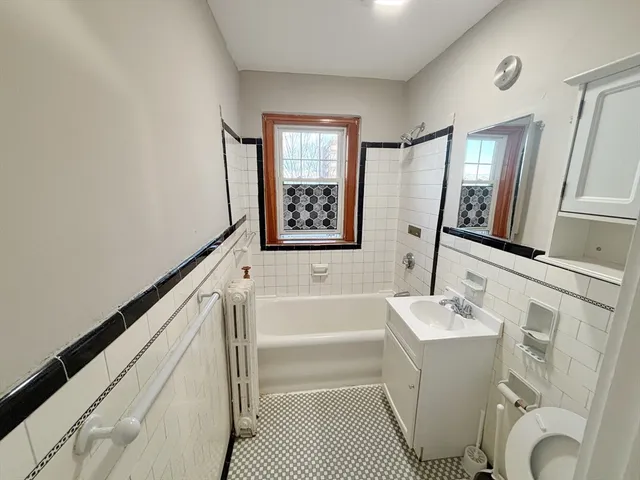 $2,150 | 195 Thomas E. Burgin Parkway, Unit 507, Quincy, MA 02169