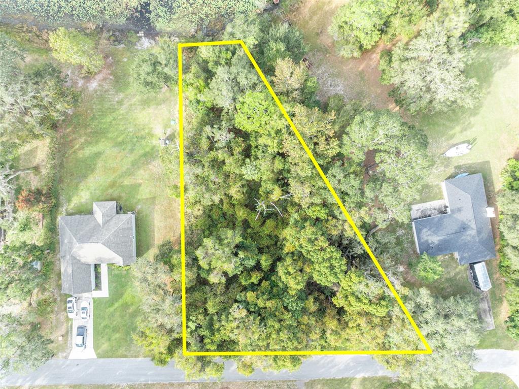 Royal Oak Road Fruitland Park, FL 34731 - Photo 16 of 26 view of a yard