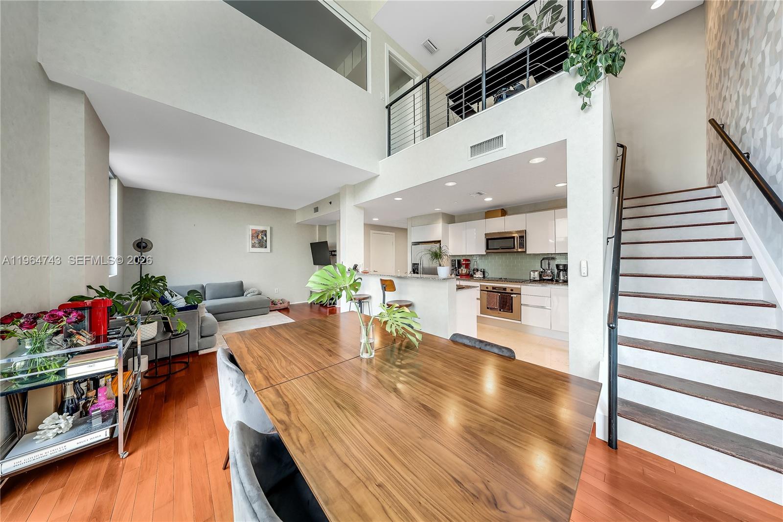 1050 Brickell Avenue, Unit 422 Miami, FL 33131 - Photo 3 of 19