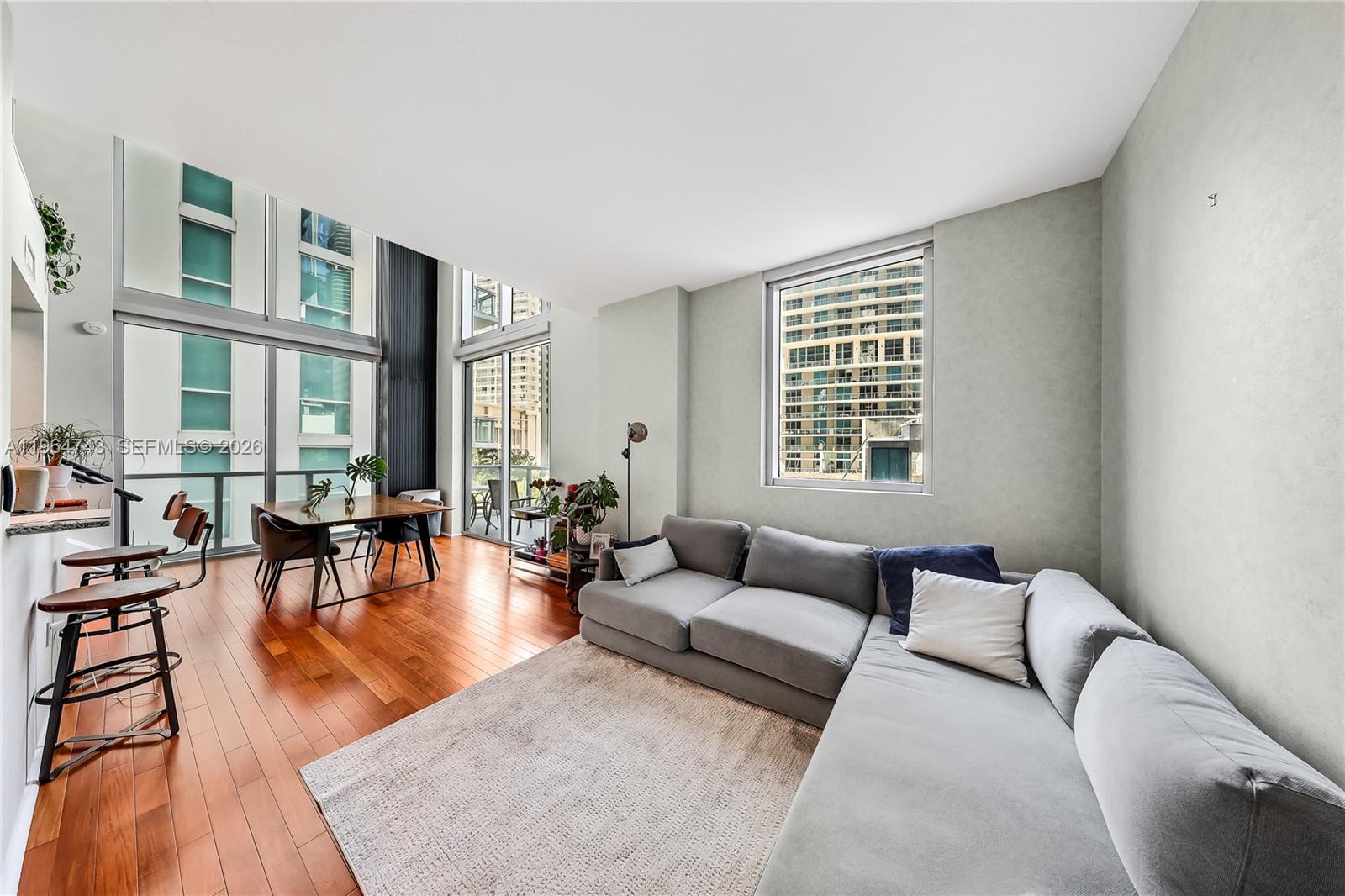 1050 Brickell Avenue, Unit 422 Miami, FL 33131 - Photo 5 of 19