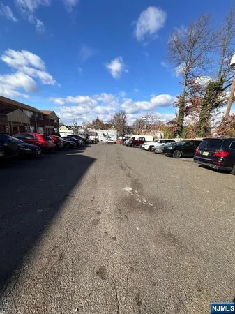 $1,750 | 916 Stuyvesant Avenue, Unit W1, Irvington, NJ 07111