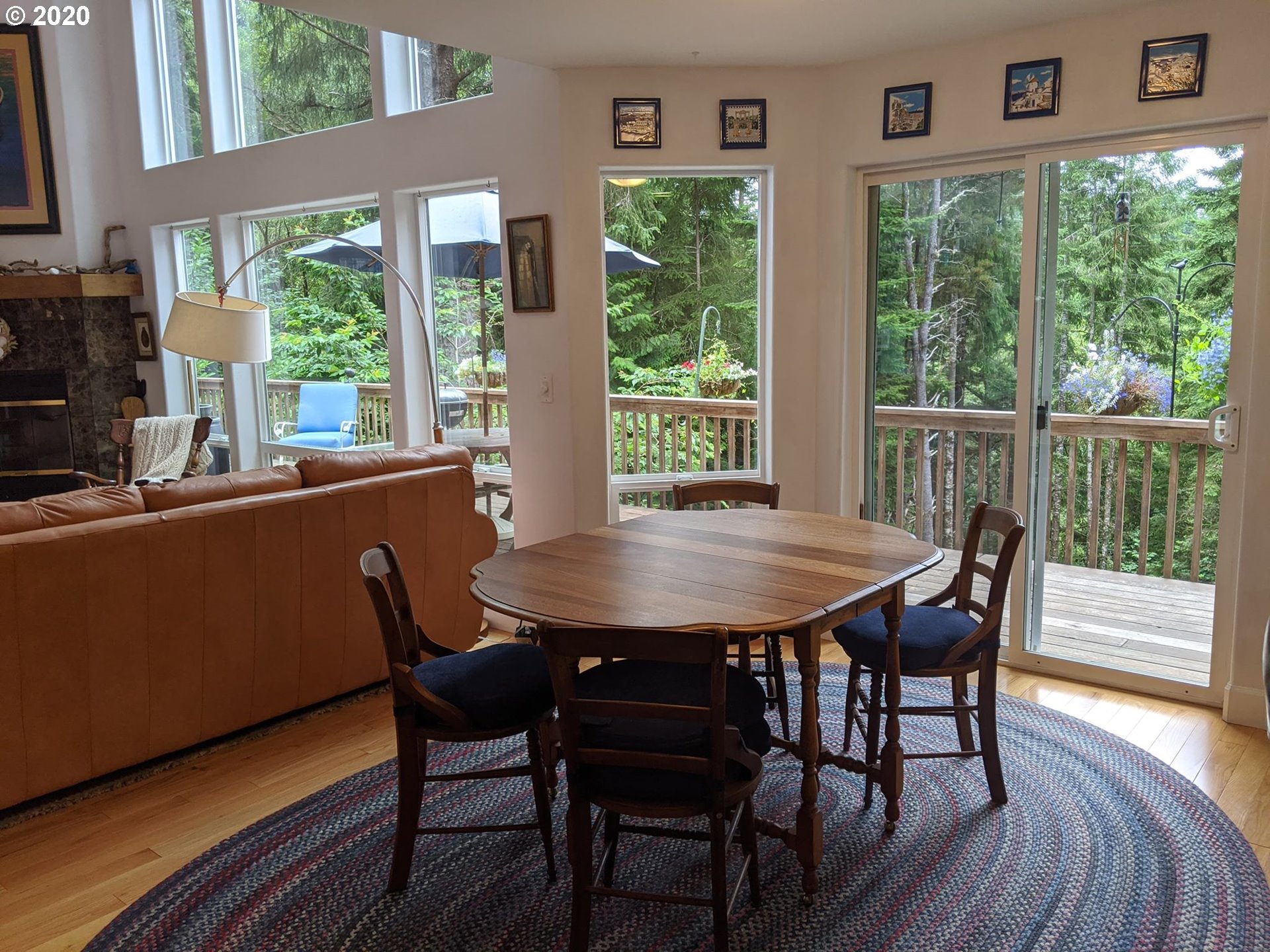 88607 Collard Loop Florence, OR 97439 - Photo 8 of 32 Dining Room