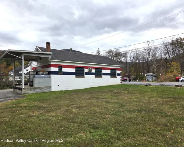 $300,000 | 8 Mt Ava Maria Road, Unit 8 MOUNT AVA MARIA DR, Phoenicia, NY 12464