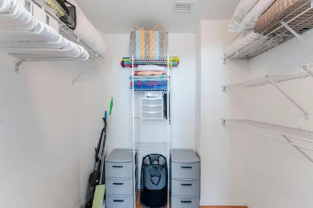 a view of utility room