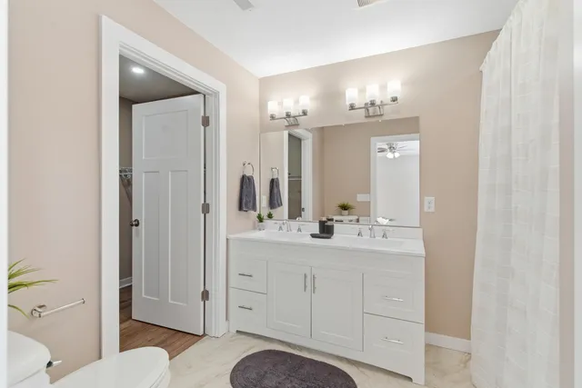 $399,900 | 2824 East B Avenue, Plainwell, MI 49080