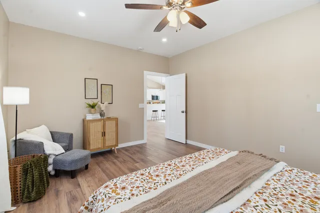 $399,900 | 2824 East B Avenue, Plainwell, MI 49080