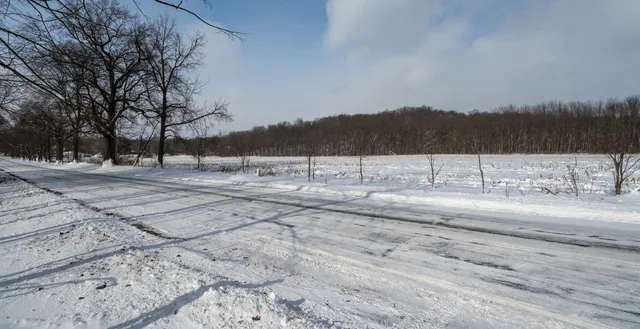 $399,900 | 2824 East B Avenue, Plainwell, MI 49080