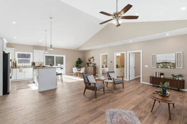 $399,900 | 2824 East B Avenue, Plainwell, MI 49080