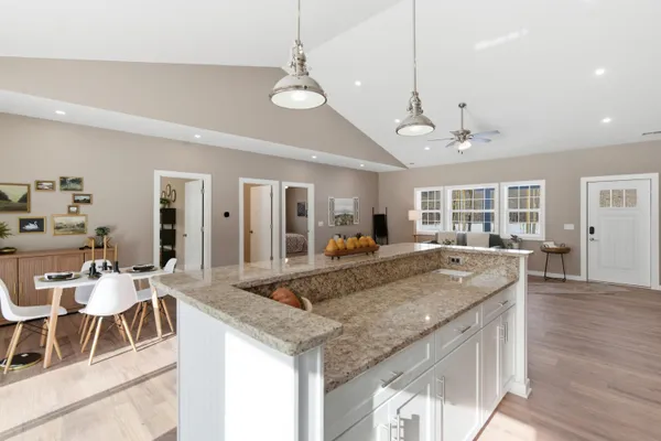 $399,900 | 2824 East B Avenue, Plainwell, MI 49080