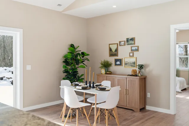 $399,900 | 2824 East B Avenue, Plainwell, MI 49080