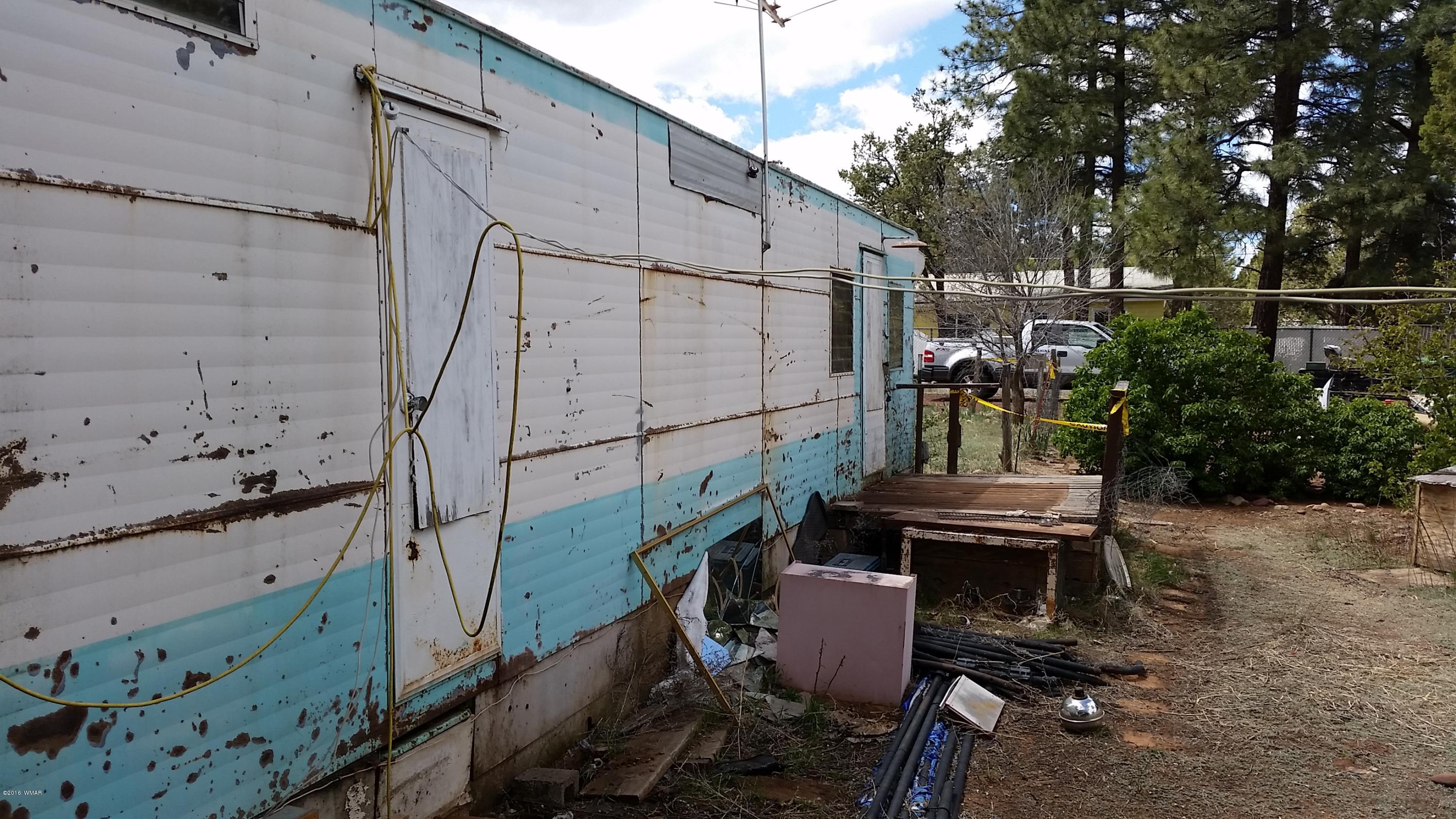 900 East Stratton Street Show Low, AZ 85901 - Photo 9 of 10