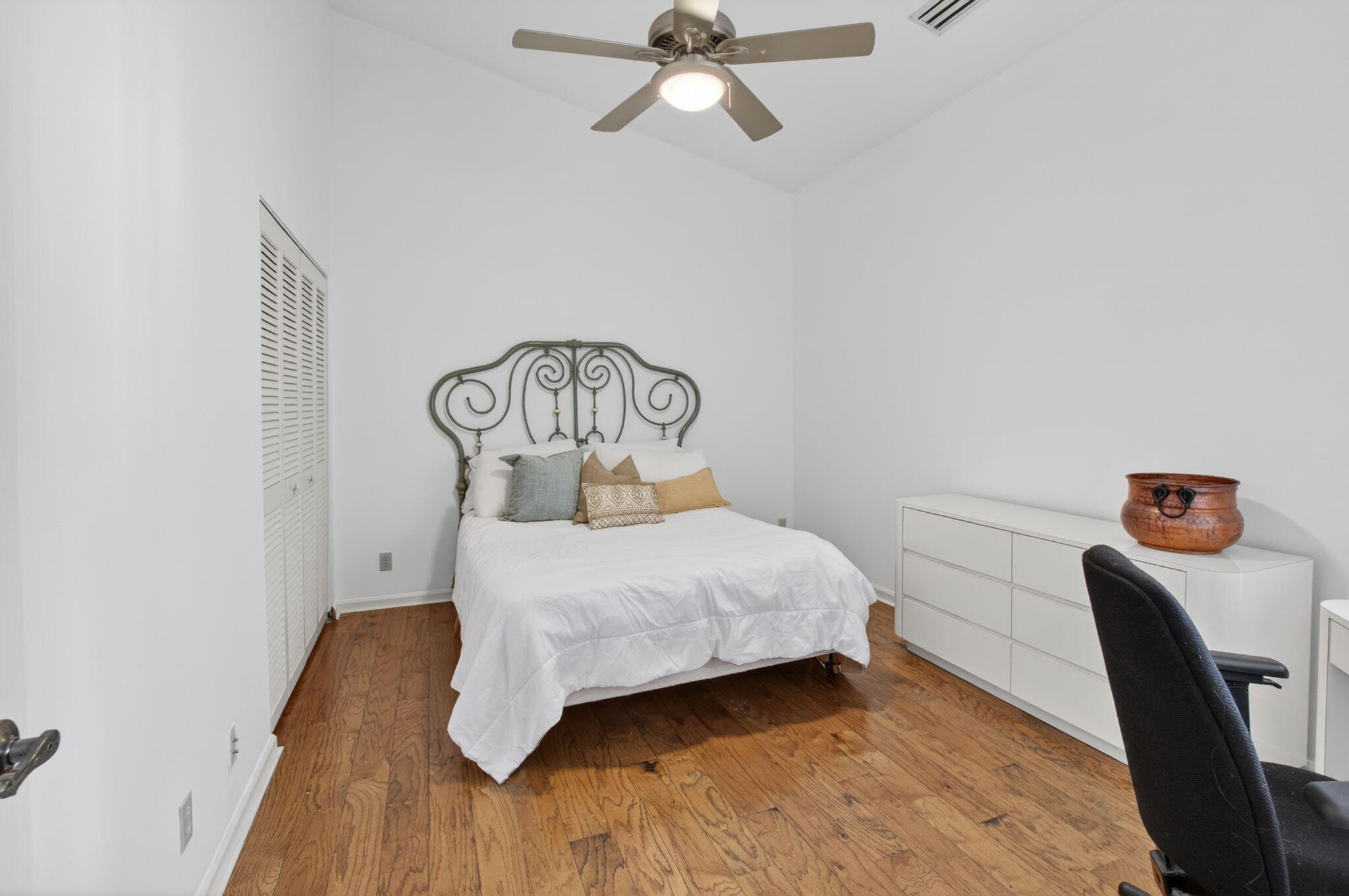 22663 Meridiana Drive Boca Raton, FL 33433 - Photo 31 of 73 31-web-or-mls-DSC_4230