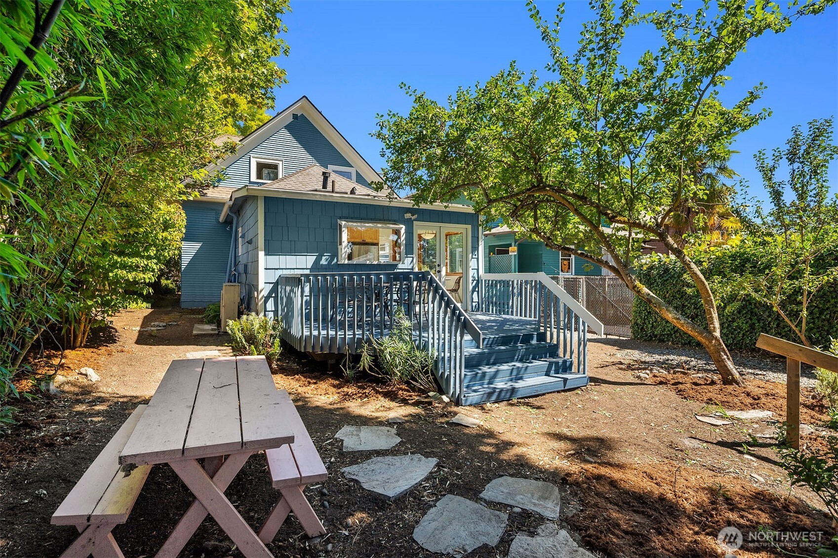 333 16th Avenue Seattle, WA 98122 - Photo 21 of 35