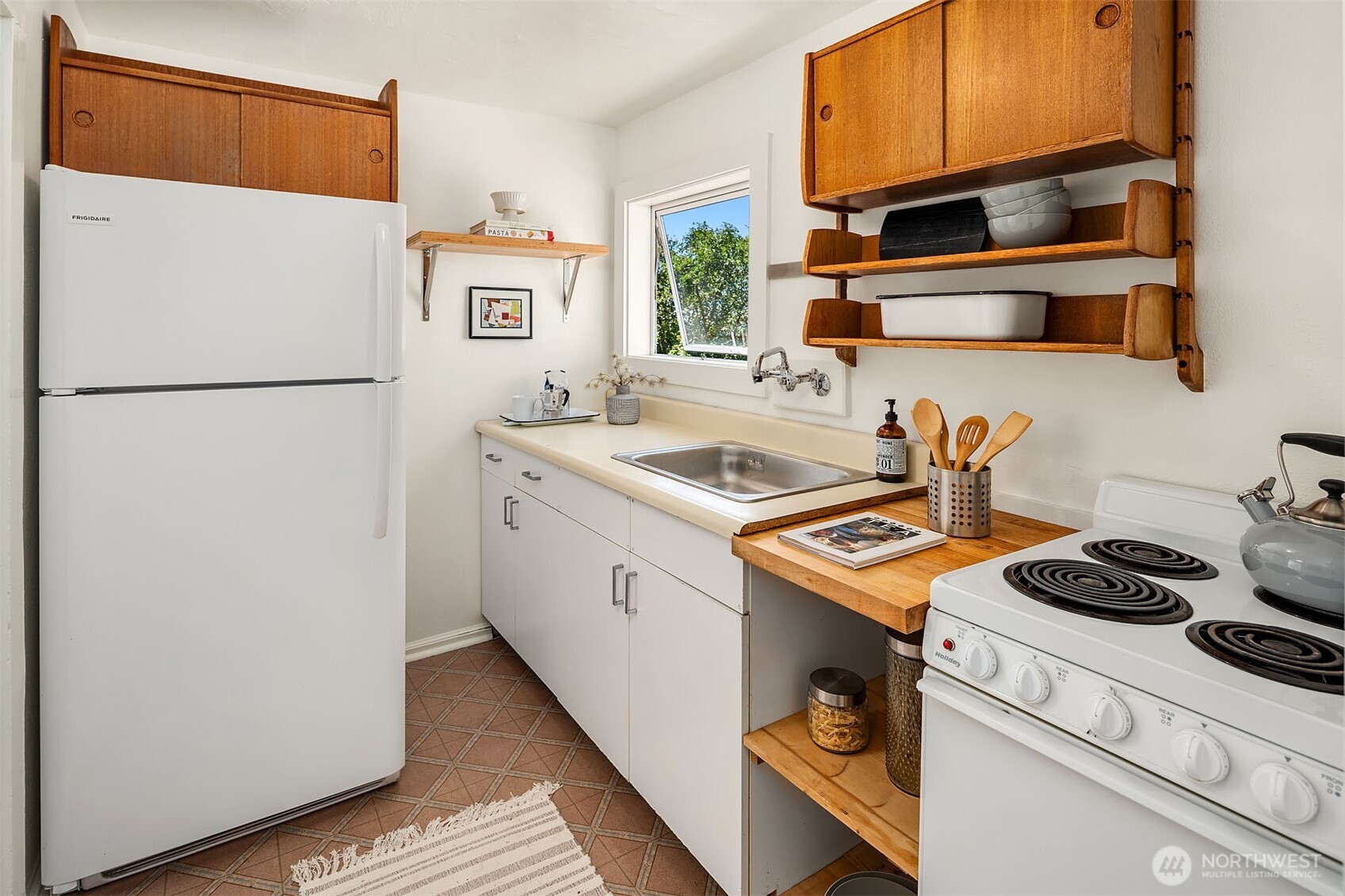 333 16th Avenue Seattle, WA 98122 - Photo 23 of 35