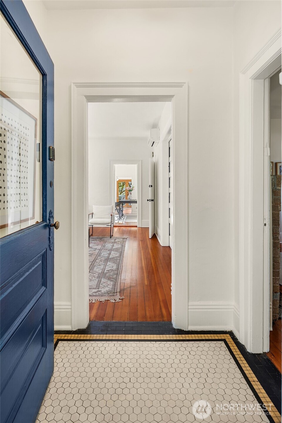 333 16th Avenue Seattle, WA 98122 - Photo 6 of 35