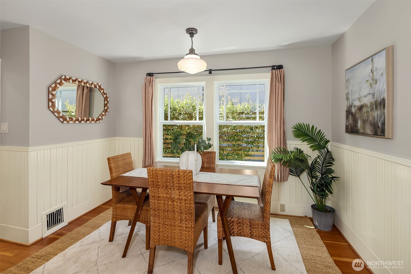 546 North 75th Street Seattle, WA 98103 - Photo 13 of 36