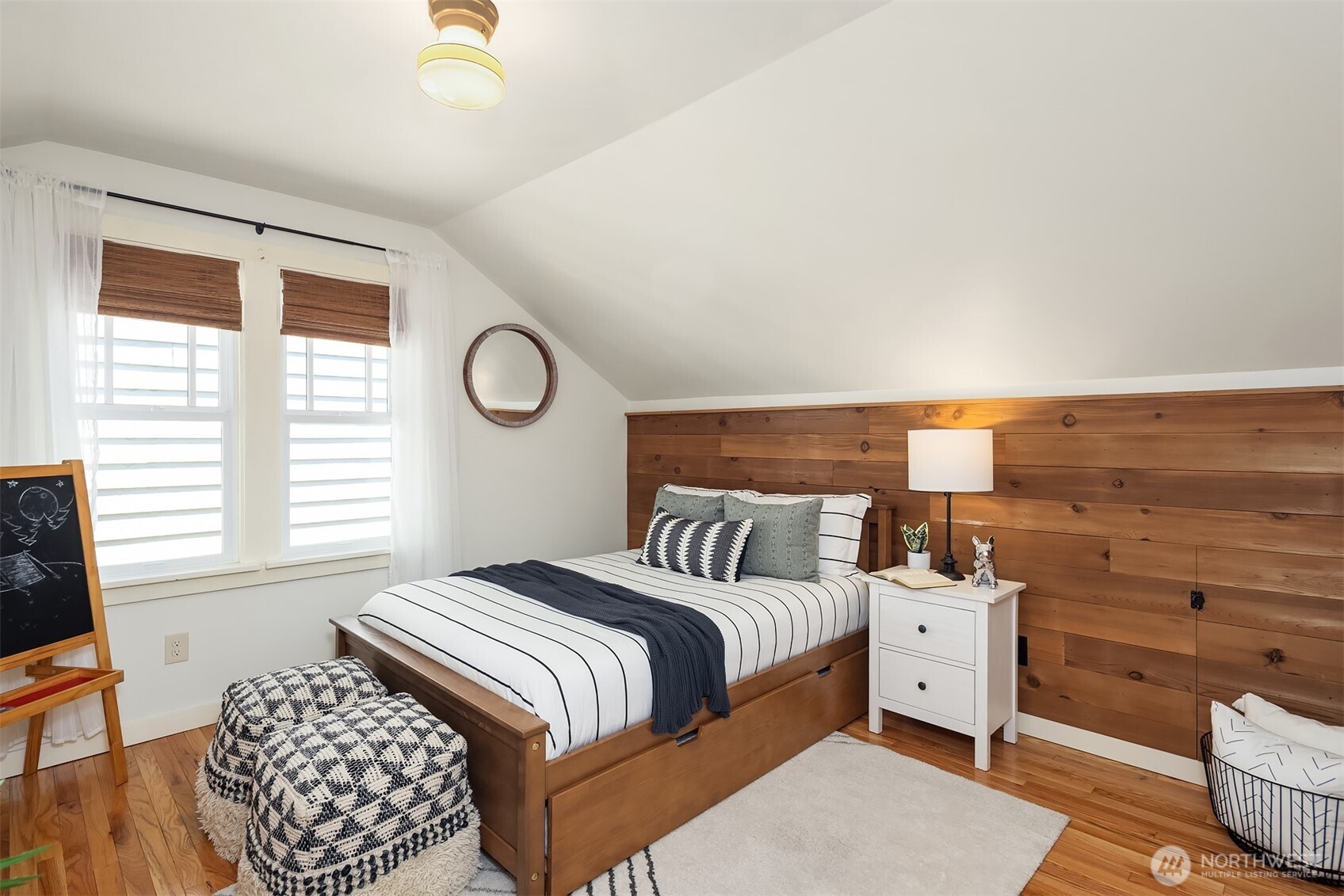 546 North 75th Street Seattle, WA 98103 - Photo 20 of 36