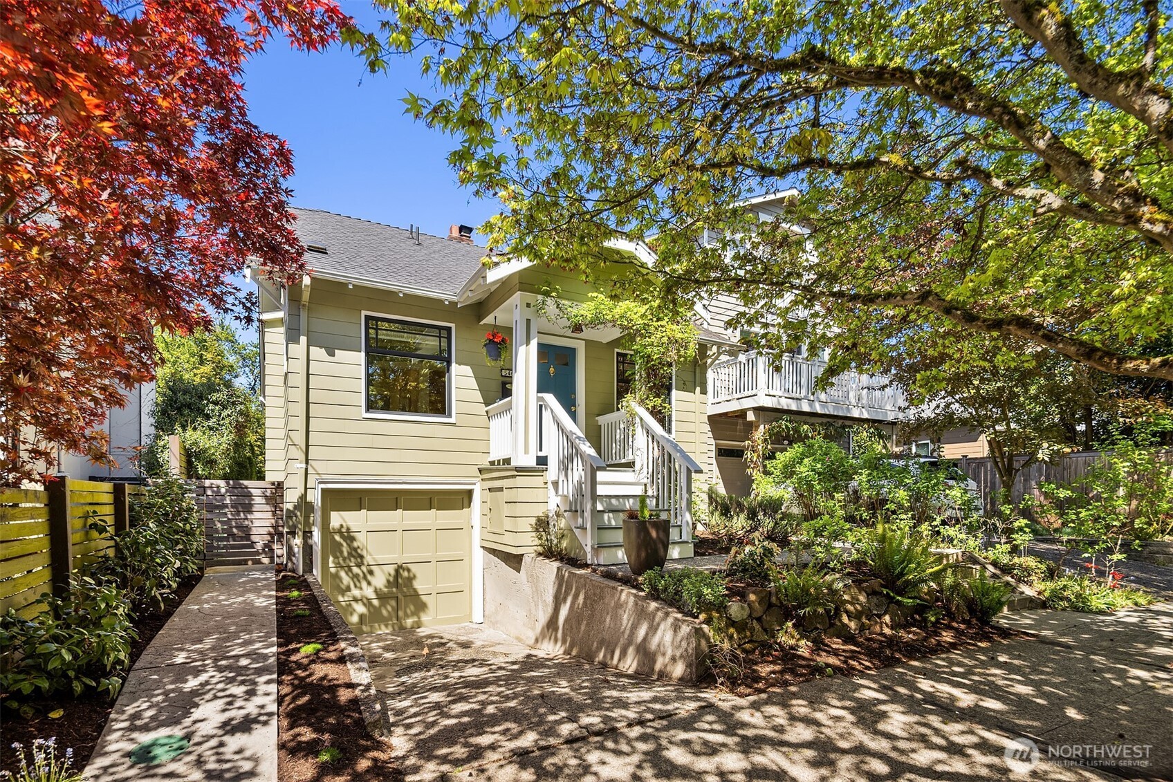 546 North 75th Street Seattle, WA 98103 - Photo 2 of 36