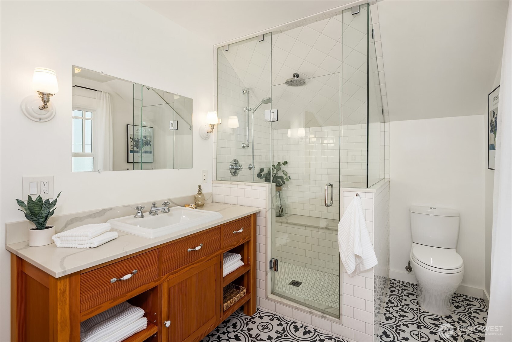 546 North 75th Street Seattle, WA 98103 - Photo 22 of 36