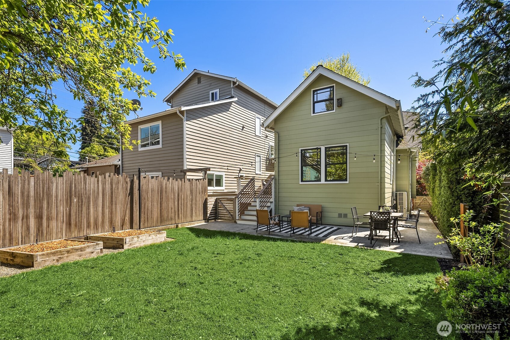 546 North 75th Street Seattle, WA 98103 - Photo 30 of 36