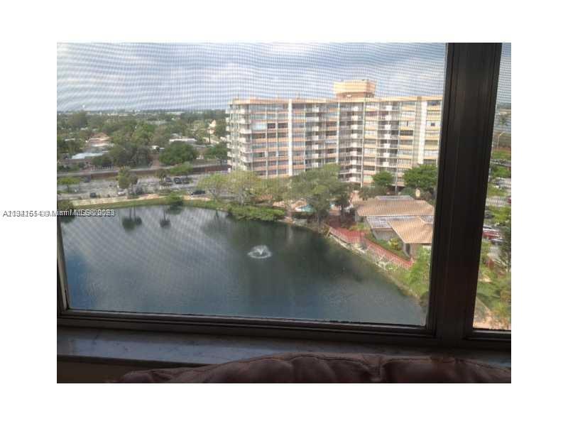 Ojus Miami, FL 33179 - Photo 16 of 18 a view of sky from window
