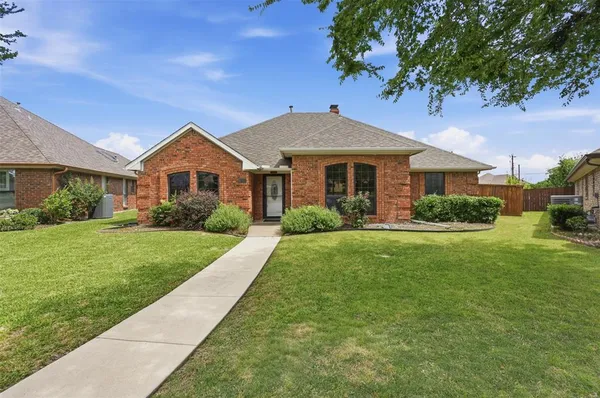 $629,000 | 112 Highland Meadow Circle, Coppell, TX 75019