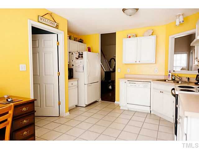 152 Melksham Road Wake Forest, NC 27587 - Photo 8 of 22 Gallery Image 8