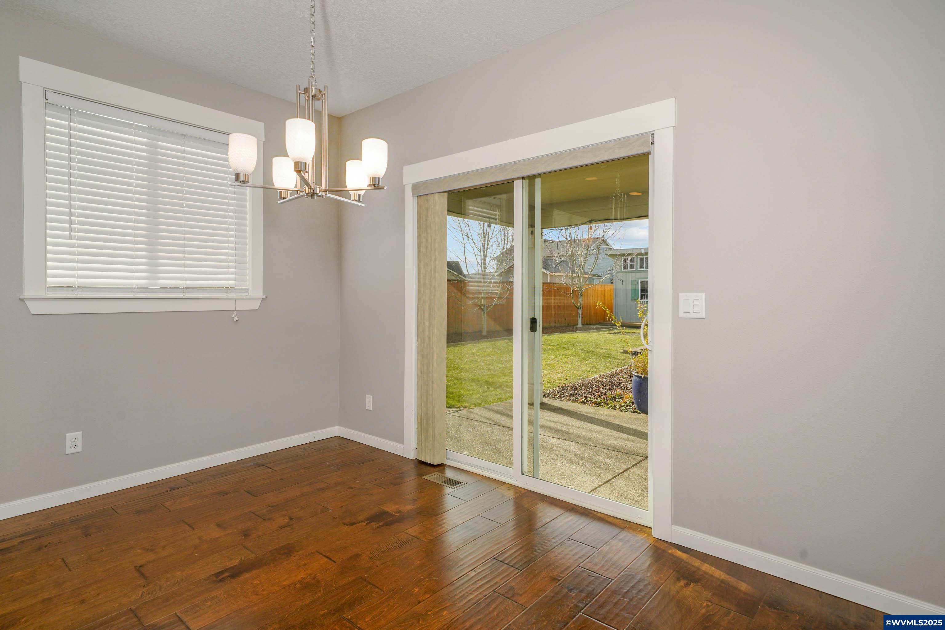 6082 Northeast Tuscan Loop Albany, OR 97321 - Photo 10 of 43 Gallery Image 10