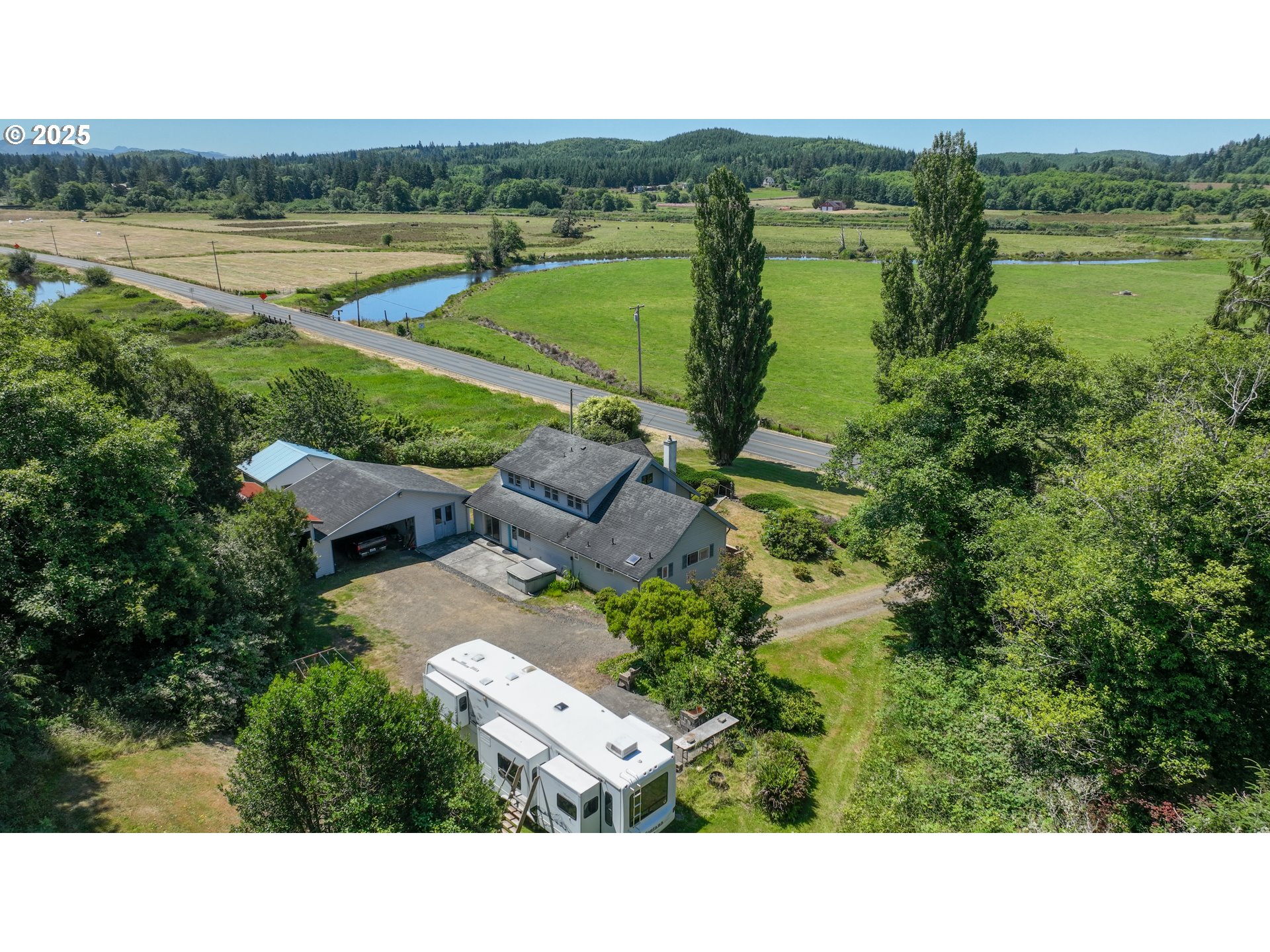 90609 Lewis And Clark Road Astoria, OR 97103 - Photo 6 of 38 Gallery Image 6