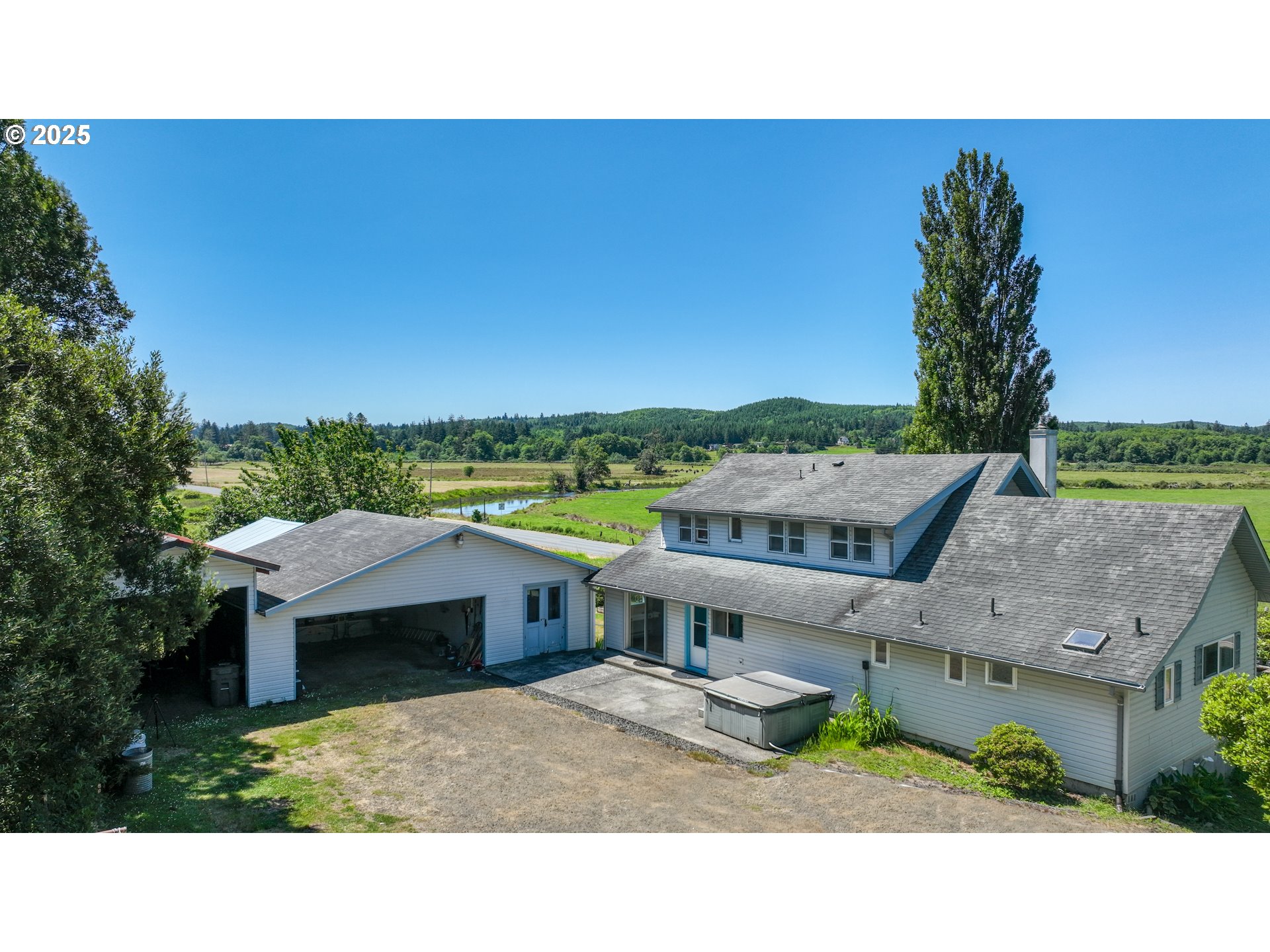 90609 Lewis And Clark Road Astoria, OR 97103 - Photo 7 of 38 Gallery Image 7