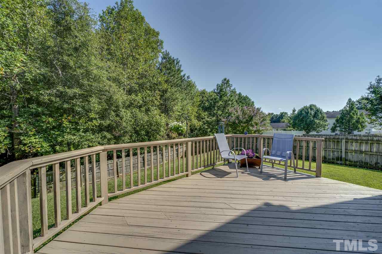 3669 Watkins Ridge Court Raleigh, NC 27616 - Photo 3 of 28