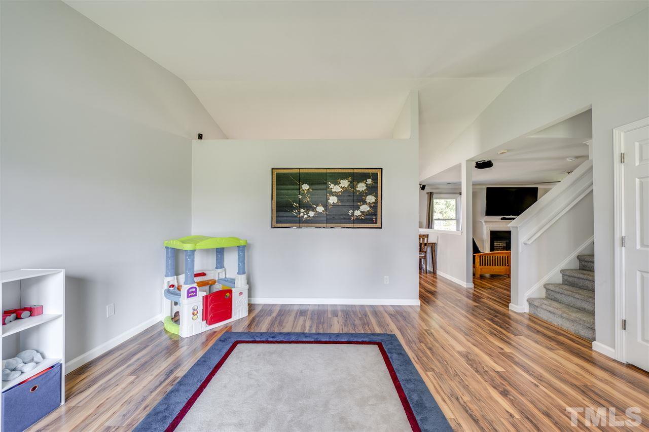 3669 Watkins Ridge Court Raleigh, NC 27616 - Photo 8 of 28