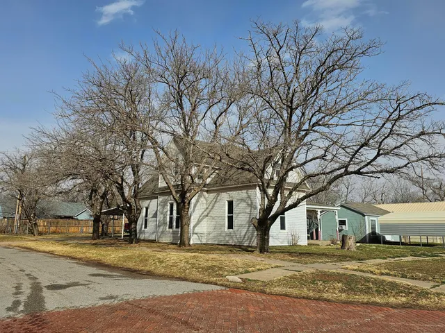 $149,000 | 510 Ave C Northwest, Childress, TX 79201