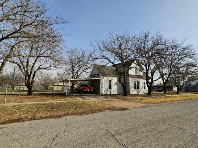 $149,000 | 510 Ave C Northwest, Childress, TX 79201