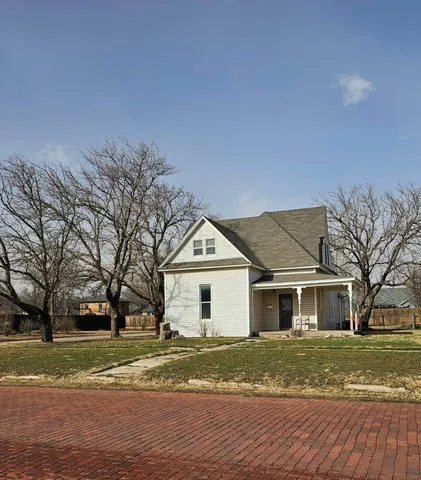 $149,000 | 510 Ave C Northwest, Childress, TX 79201