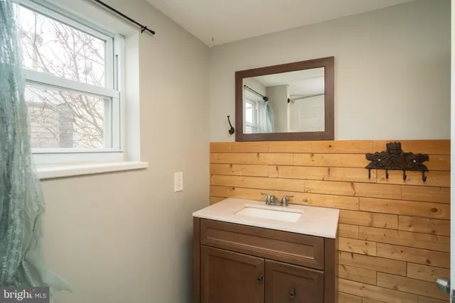 $1,600 | 3265 Salmon Street, Philadelphia, PA 19134