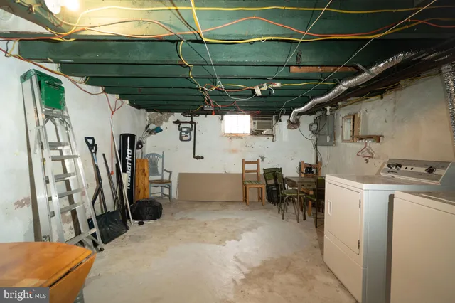 $1,600 | 3265 Salmon Street, Philadelphia, PA 19134