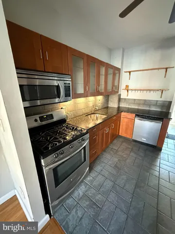 $1,600 | 3265 Salmon Street, Philadelphia, PA 19134