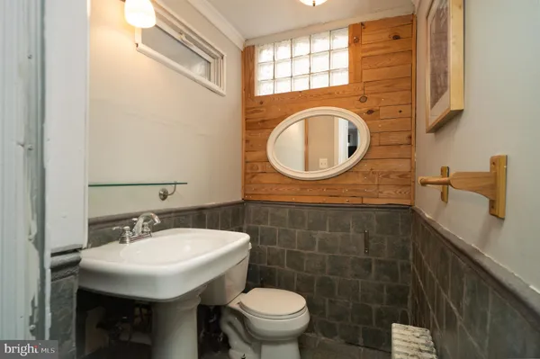 $1,500 | 3265 Salmon Street, Philadelphia, PA 19134