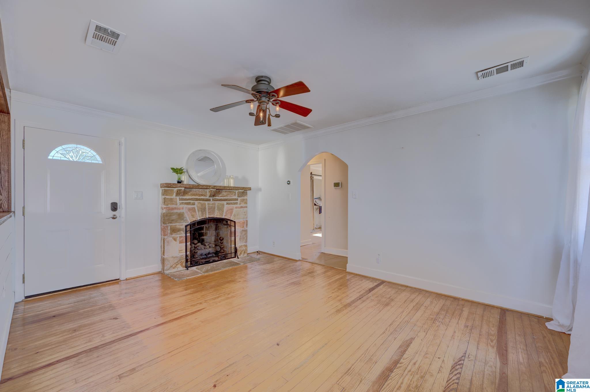 636 Ridge Top Circle Birmingham, AL 35206 - Photo 9 of 35 Gallery Image 9
