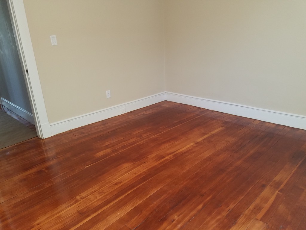 67 Brunswick Street Springfield, MA 01108 - Photo 10 of 13
