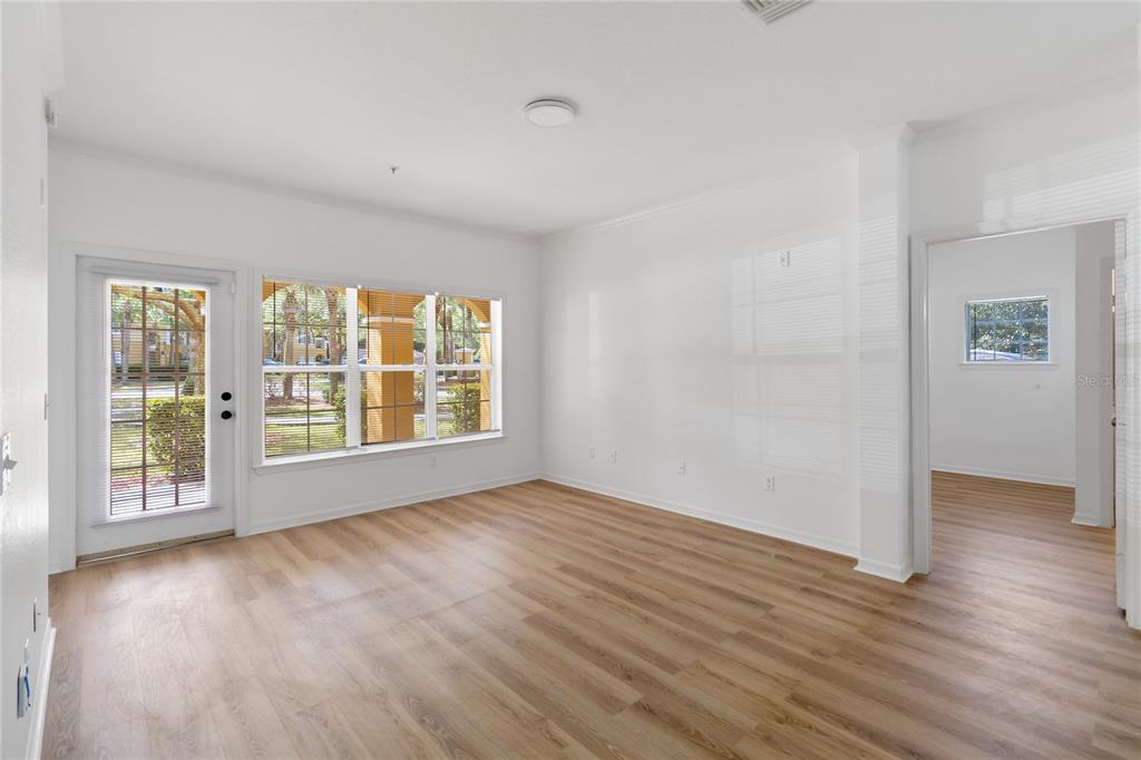 3599 Conroy Road, Unit 915 Orlando, FL 32839 - Photo 5 of 29