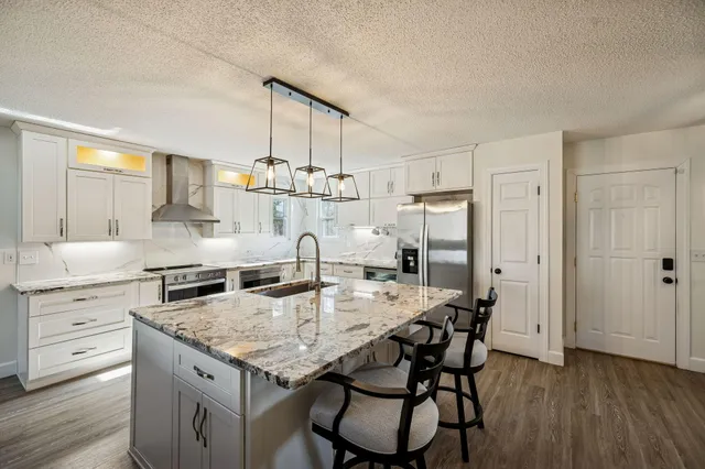 $430,000 | 11166 Hallett Street, Soddy Daisy, TN 37379