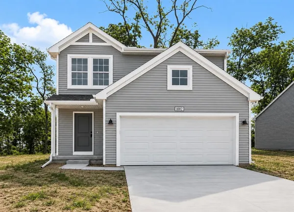 $349,900 | 1002 Cedarwood Street, Greenville, MI 48838