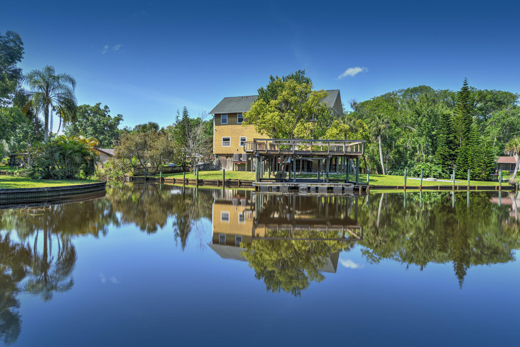 248 Cherokee Road Ormond Beach, FL 32174 - Photo 2 of 63 Tomoka River Home